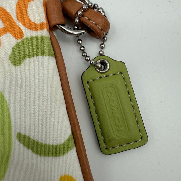 Coach Wristlet Signature C Graffiti 4.5"x7.5" Canvas Leather Wallet Zipper Art - Picture 11 of 16